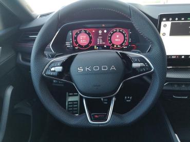 Skoda Octavia Kombi RS 2.0TSI Pano Matrix Area AHK Sound GV5 Tageszulassung