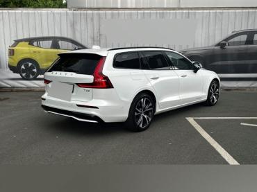 Volvo V60 T6 Plus Dark AWD Plug-In Hybrid/360°CAM/ACC Gebrauchtwagen
