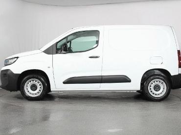 Fahrzeug ansehen: Opel Combo Länge 1 mit normaler Nutzlast Opel Cargo L1 1.5 Diesel 75 kW (102 PS) 6-Gang 1.5 BlueHDi 6-Gang Neuwagen Opel Combo Länge 1 mit normaler Nutzlast Opel Cargo L1 1.5 Diesel 75 kW (102 PS) 6-Gang 1.5 BlueHDi 6-Gang Neuwagen