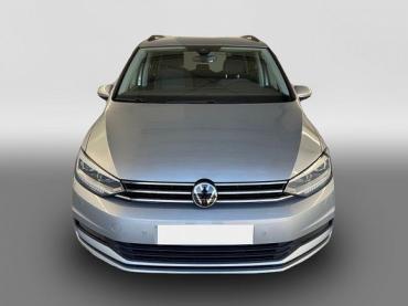 Fahrzeug ansehen: VW Touran Comfortline 150PS 7Si+IQ.Light+TrailerAss+Cam+N... Neuwagen VW Touran Comfortline 150PS 7Si+IQ.Light+TrailerAss+Cam+N... Neuwagen