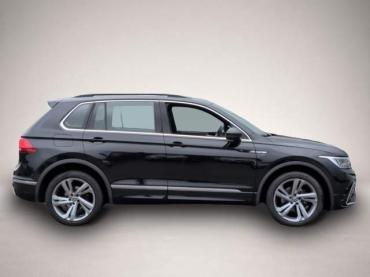 Fahrzeug ansehen: Volkswagen Tiguan R-LINE 1.5TSI * DSG Panodach ACC R-Kam Navi Volkswagen Tiguan R-LINE 1.5TSI * DSG Panodach ACC R-Kam Navi