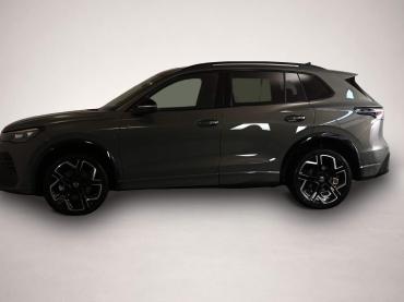 Fahrzeug ansehen: Volkswagen Tiguan Volkswagen R-Line 2.0 TSI 195 kW (265 PS) Volkswagen Tiguan Volkswagen R-Line 2.0 TSI 195 kW (265 PS)