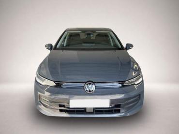 Fahrzeug ansehen: Volkswagen Golf Life 150PS AHK * Kessy * ALU17 * Kamera * SHZ * Parklenk * . Volkswagen Golf Life 150PS AHK * Kessy * ALU17 * Kamera * SHZ * Parklenk * .