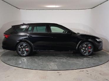 Skoda Octavia RS Skoda Combi 2.0 TSI 195 kW (265 PS) 7-Gang-DSG 2.0 TSI 7-Gang-DSG Tageszulassung
