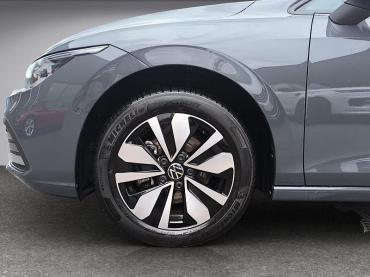VW Golf 8 1.5 eTSI DSG Move 5-J-GAR NAVI AHK STANDHZG Gebrauchtwagen