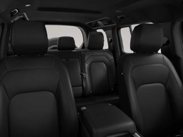 Fahrzeug ansehen: Land Rover Defender 110 D200 S AHK/Luftf./Winter Winter-P. Land Rover Defender 110 D200 S AHK/Luftf./Winter Winter-P.