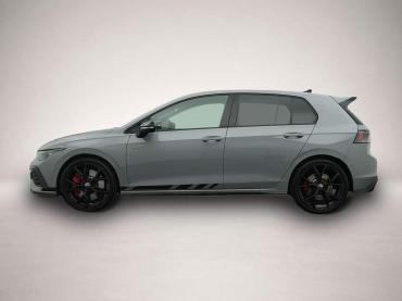 Fahrzeug ansehen: Volkswagen Golf GTI 8 2.0 TSI DSG CLUBSPORT BLACK-STYLE PAN Volkswagen Golf GTI 8 2.0 TSI DSG CLUBSPORT BLACK-STYLE PAN