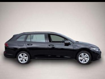Volkswagen Golf Variant VIII Life TDI * ACC Navi Massage LED