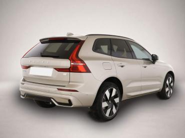 Fahrzeug ansehen: Volvo XC60 Ultra Dark Recharge Plug-In Hybrid AWD T8 T Volvo XC60 Ultra Dark Recharge Plug-In Hybrid AWD T8 T