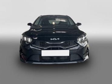 Fahrzeug ansehen: KIA Ceed Cee\'d_sw 1.5 T-GDI Navi LED Kamera DAB CarPlay SHZ LenkradHZG Gebrauchtwagen KIA Ceed Cee\'d_sw 1.5 T-GDI Navi LED Kamera DAB CarPlay SHZ LenkradHZG Gebrauchtwagen