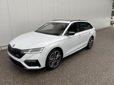 Skoda Octavia RS RS 2,0 TSI DSG, R-Cam, Navi, Pano, AHK,19 Zo... EU Reimport Tageszulassung