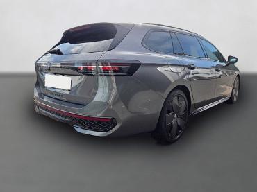 VW Passat TDI 2.0 Variant DSG R-Line AHK SSD 19LM K Jahreswagen