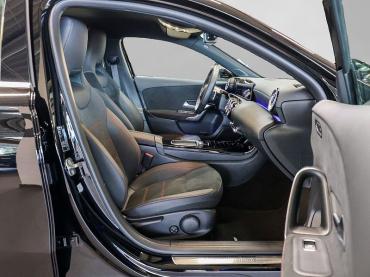 Fahrzeug ansehen: Mercedes-Benz A-Klasse A 200 Jahreswagen Mercedes-Benz A-Klasse A 200 Jahreswagen