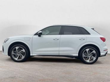 Audi Q3 45 TFSIe S-Line Gebrauchtwagen