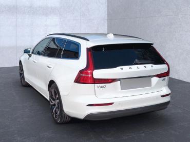 Volvo V60 B3 (Benzin) Core Automatik Bluetooth Navi LED Gebrauchtwagen
