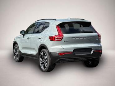 Volvo XC40 B3 Ultra Dark Alarmanlage 20 Zoll
