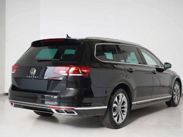 VW Passat Variant 2.0 TDI 4Motion R-Line Gebrauchtwagen