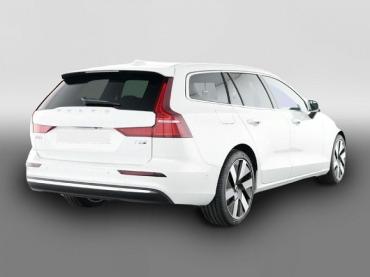 Volvo V60 Kombi Plus Bright Recharge Plug-In Hybrid AWD StandHZG AHK Digitales Cockpit Memory Sitze Gebrauchtwagen