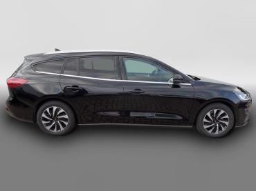 Ford Focus 1,0 Turnier Titanium+Navi-SYNC4+Sitzhzg. Gebrauchtwagen