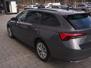 Skoda Octavia Selection Skoda Combi 2.0 TDI 110 kW (150 PS) 7-Gang-DSG 2.0 TDI 7-Gang-DSG Gebrauchtwagen