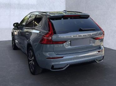 Volvo XC60 XC 60 Plus Dark 2WD Bluetooth LED Klima Gebrauchtwagen