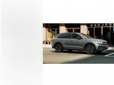 VW Touareg 3.0 TDI Tiptronic R-Line HeadUp/Luft/Stand/Matrix/Pano Jahreswagen