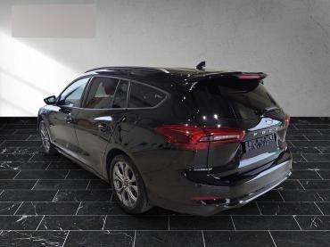 Ford Focus Line X LED Kamera PDC h. Navi Keyless SHZ Gebrauchtwagen