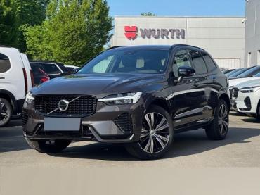 Volvo XC60 Plus Dark Recharge Plug-In Hybrid AWD T6 Gebrauchtwagen