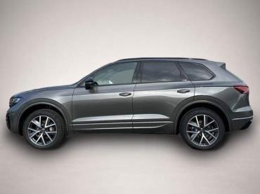 Volkswagen Touareg R-Line Final Edition 4M * PANO * AHK * 20"LM * HUD * IQ.-.