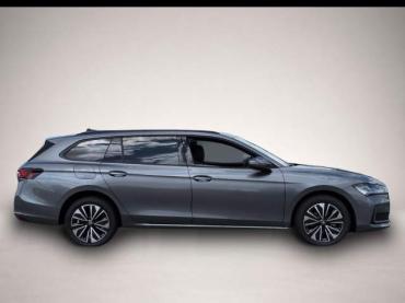Fahrzeug ansehen: Skoda Superb Combi Selection TDI * DSG AHK MatrixLED ACC Skoda Superb Combi Selection TDI * DSG AHK MatrixLED ACC