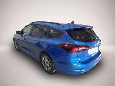 Fahrzeug ansehen: Ford Focus ST-Line Turnier Automatik Sportpaket Navi Ford Focus ST-Line Turnier Automatik Sportpaket Navi