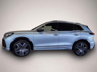 Fahrzeug ansehen: Volkswagen Tiguan R-Line 2.0 l TDI SCR 4MOTION 142 kW (193 PS) 7-Gang-Doppelkupplungsgetriebe DSG Trend & Fun Volkswagen Tiguan R-Line 2.0 l TDI SCR 4MOTION 142 kW (193 PS) 7-Gang-Doppelkupplungsgetriebe DSG Trend & Fun