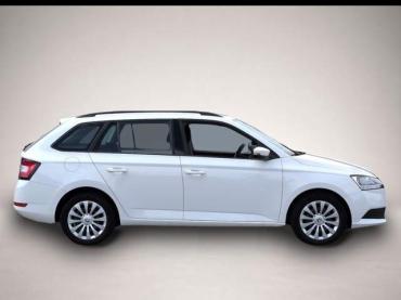 Skoda Fabia Combi Active 1.0TSI * PDC SmartLink Bluetoo