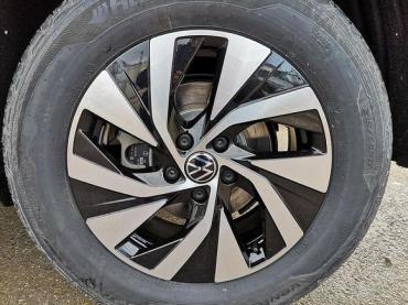 Fahrzeug ansehen: VW Tiguan 2.0 TDI Life Tiguan 2.0 TDI 4x4 Life LED GV5 A... Tageszulassung VW Tiguan 2.0 TDI Life Tiguan 2.0 TDI 4x4 Life LED GV5 A... Tageszulassung