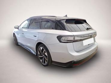 Fahrzeug ansehen: Volkswagen ID.7 Tourer Pro S AHK/BLACK/WäPu/DCC Volkswagen ID.7 Tourer Pro S AHK/BLACK/WäPu/DCC
