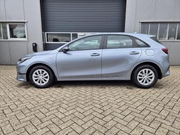 KIA Ceed  Vision 1.5 T-GDi 140PS Automatik Klimaautomatik Alarmanlage Sitzheizung Lenkradheizung Navi PDC Rückf.Kamera Bluetooth Touchscreen Apple CarPlay Android Auto Tempomat Tageszulassung