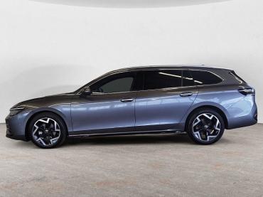 VW Passat 2.0 TDI DSG Facelift R-Line *LED*AHK*Kamera*Navi*+3J. Garantie* Jahreswagen