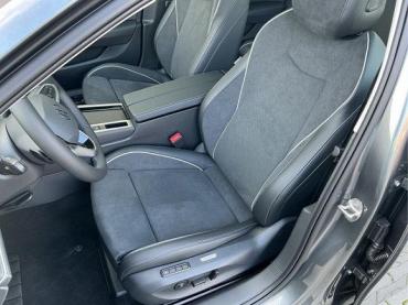 VW Passat Elegance P. Dach 18 Zoll Navi. Matrix Massage A... Tageszulassung