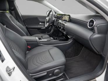Fahrzeug ansehen: Mercedes-Benz A-Klasse A 200 Gebrauchtwagen Mercedes-Benz A-Klasse A 200 Gebrauchtwagen