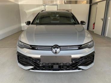 VW Golf Facelift R-Line 1.5 eTSI DSG AHK+Black+Matrix+N... Neuwagen