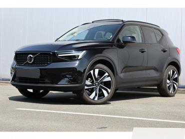 Volvo XC40 B4 Plus Dark Pano/H&K/360°/Memory/Keyless Jahreswagen