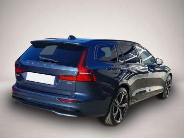 Volvo V60 B4 B DKG Plus Dark Panorama * Head-Up-Display