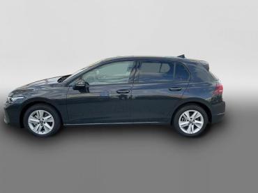 Fahrzeug ansehen: VW Golf Life Klimaauto. PDC v. * h. Kamera Sitzheizung v.... VW Golf Life Klimaauto. PDC v. * h. Kamera Sitzheizung v....