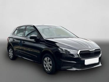 Skoda Fabia 1.0 TSI Essence LED Allwetterreifen Klima PDC hinten Resererad Gebrauchtwagen