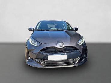 Toyota Yaris  1.5VVT-iE 116PS Automatik Teamplayer Klimaautomatik Sitzheizung Lenkradheizung Rückf.Kamera 16-LM abged.Scheiben 2xKeyless DAB+ Bluetooth Touchscreen Apple CarPlay Android Auto ACC Tageszulassung