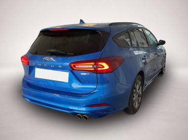 Fahrzeug ansehen: Ford Focus ST-Line Bluetooth Navi LED Klima el. Fenst Ford Focus ST-Line Bluetooth Navi LED Klima el. Fenst