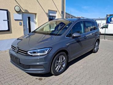 VW Touran Limited 7-Sitzer IQ Light 4J. Garantie Navi. 17... EU Reimport Tageszulassung