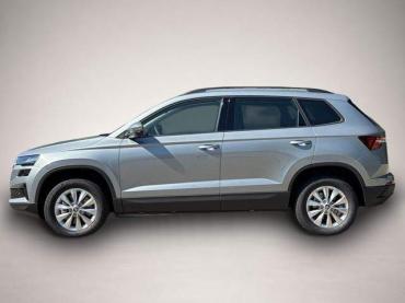 Fahrzeug ansehen: Skoda Karoq Selection AHK * LED * KAMERA * PDC * ACC 2.0 TDI 110 kW. Skoda Karoq Selection AHK * LED * KAMERA * PDC * ACC 2.0 TDI 110 kW.