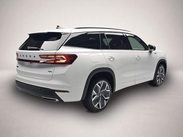 Fahrzeug ansehen: Skoda Kodiaq 2.0 TSI DSG Sportline 4x4 Navi LED AHK Skoda Kodiaq 2.0 TSI DSG Sportline 4x4 Navi LED AHK