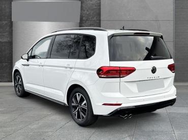 VW Touran Highline 2.0 TDI 7 Sitzer Kamera Pano. DAB Sportpaket El. Panodach Jahreswagen